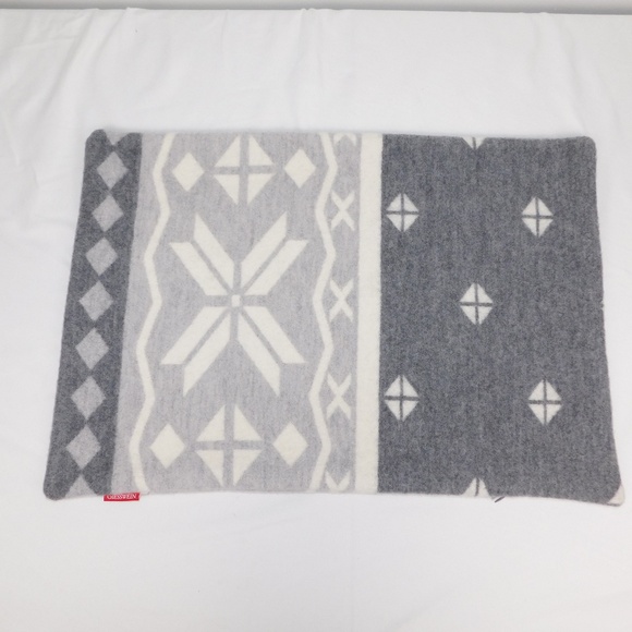 🩶 Giesswein Wool Cushion Cover Gray White Nordic Pattern 15x23 - Picture 1 of 4